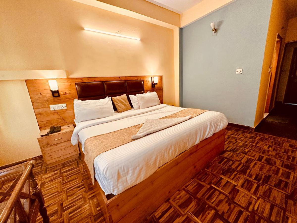 Hotel Grand Kalinga - Near Volvo Bus Stand Manali Екстер'єр фото