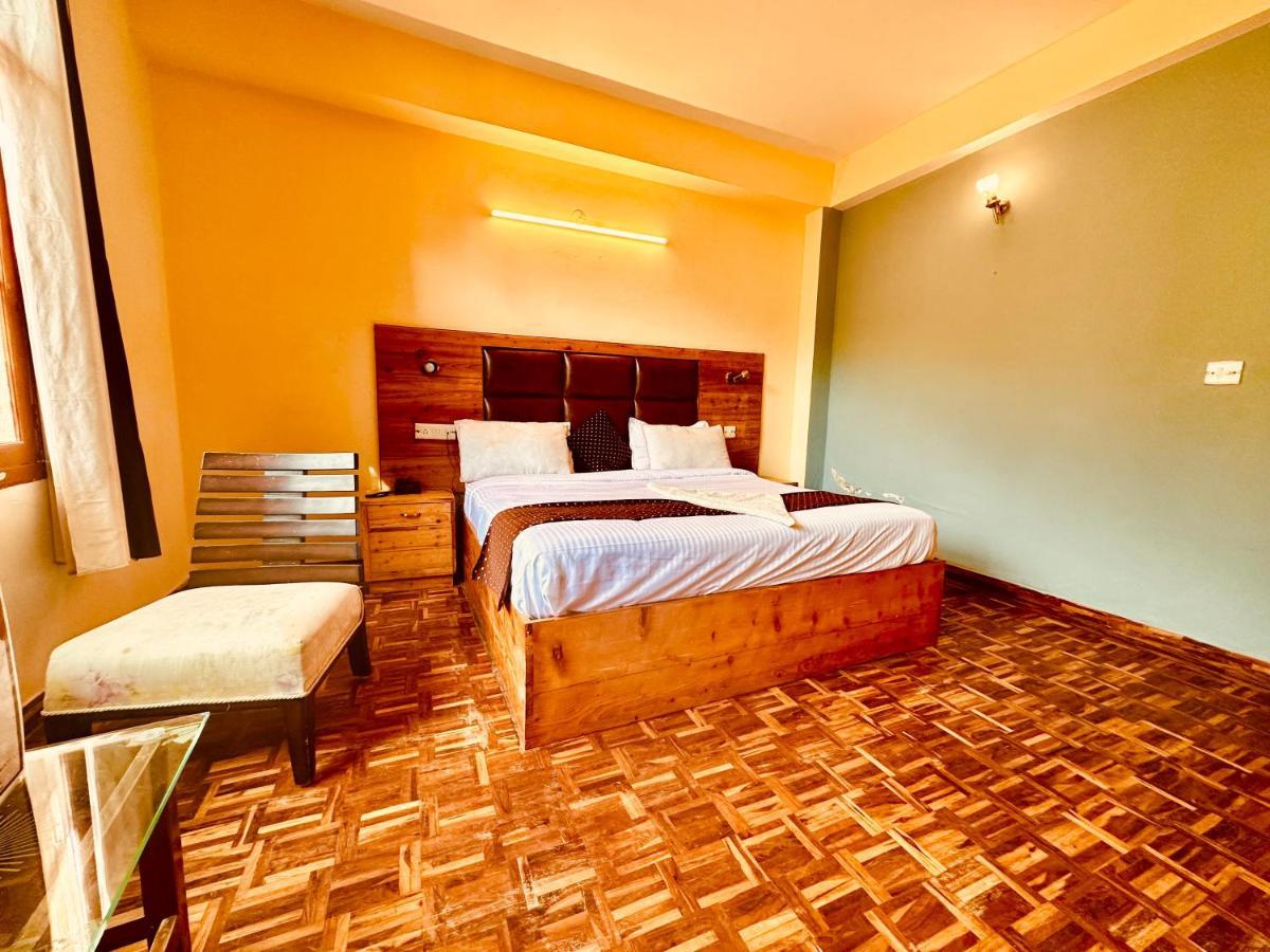 Hotel Grand Kalinga - Near Volvo Bus Stand Manali Екстер'єр фото