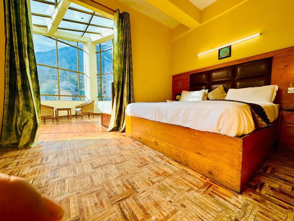 Hotel Grand Kalinga - Near Volvo Bus Stand Manali Екстер'єр фото