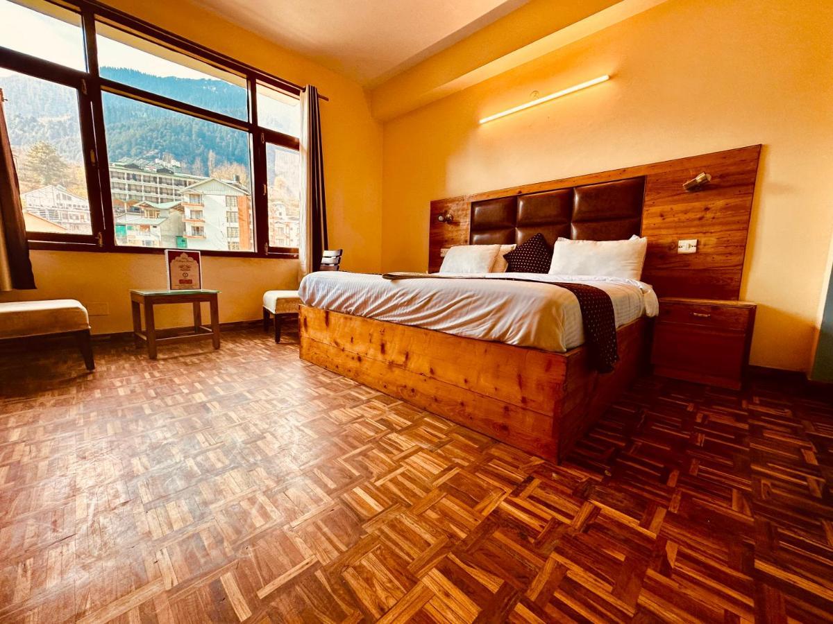 Hotel Grand Kalinga - Near Volvo Bus Stand Manali Екстер'єр фото