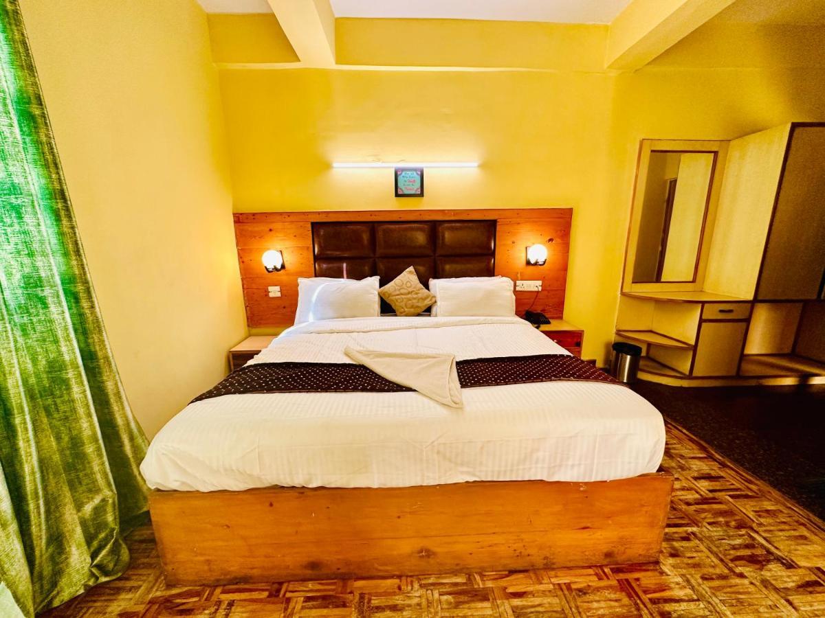 Hotel Grand Kalinga - Near Volvo Bus Stand Manali Екстер'єр фото