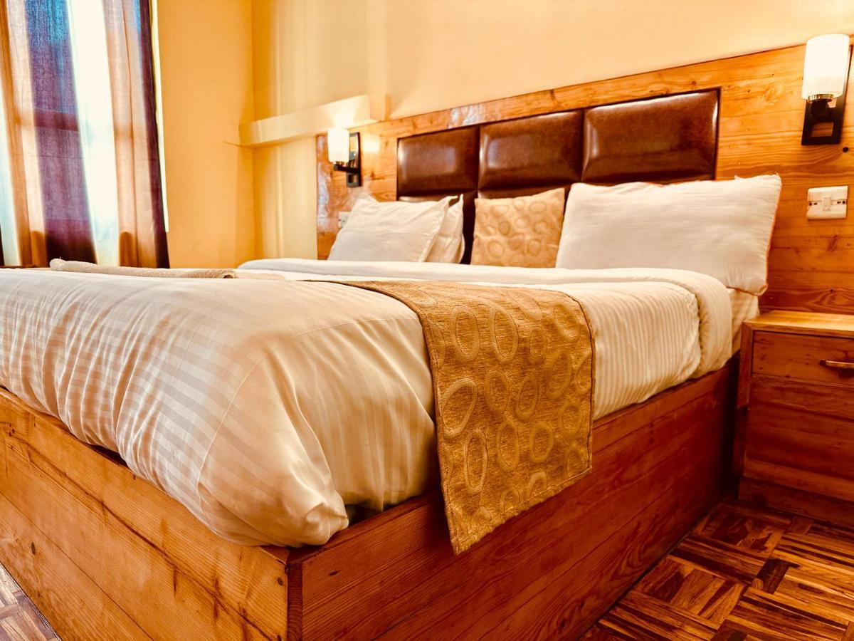 Hotel Grand Kalinga - Near Volvo Bus Stand Manali Екстер'єр фото