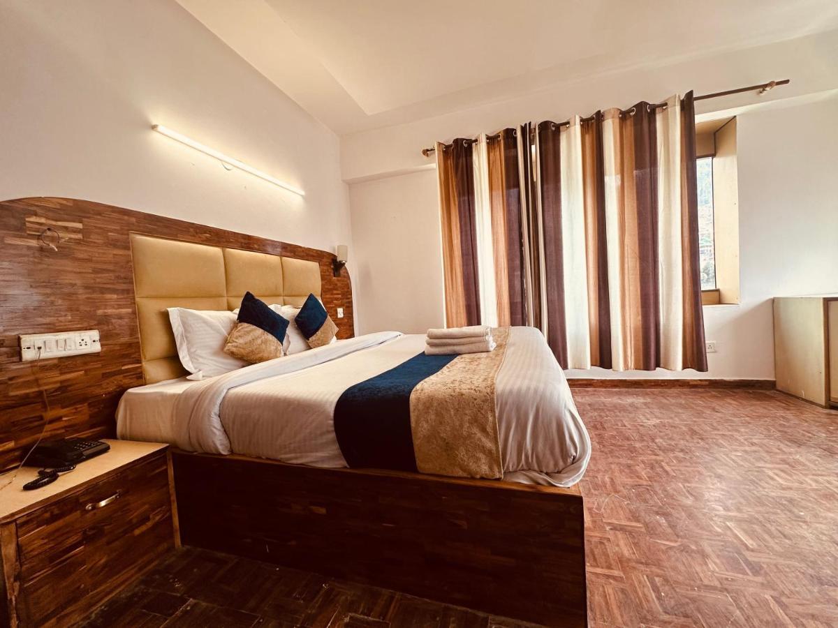 Hotel Grand Kalinga - Near Volvo Bus Stand Manali Екстер'єр фото