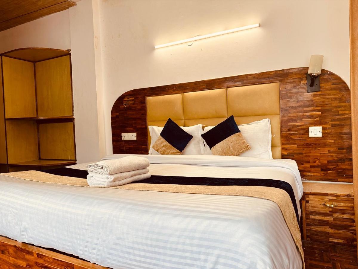 Hotel Grand Kalinga - Near Volvo Bus Stand Manali Екстер'єр фото