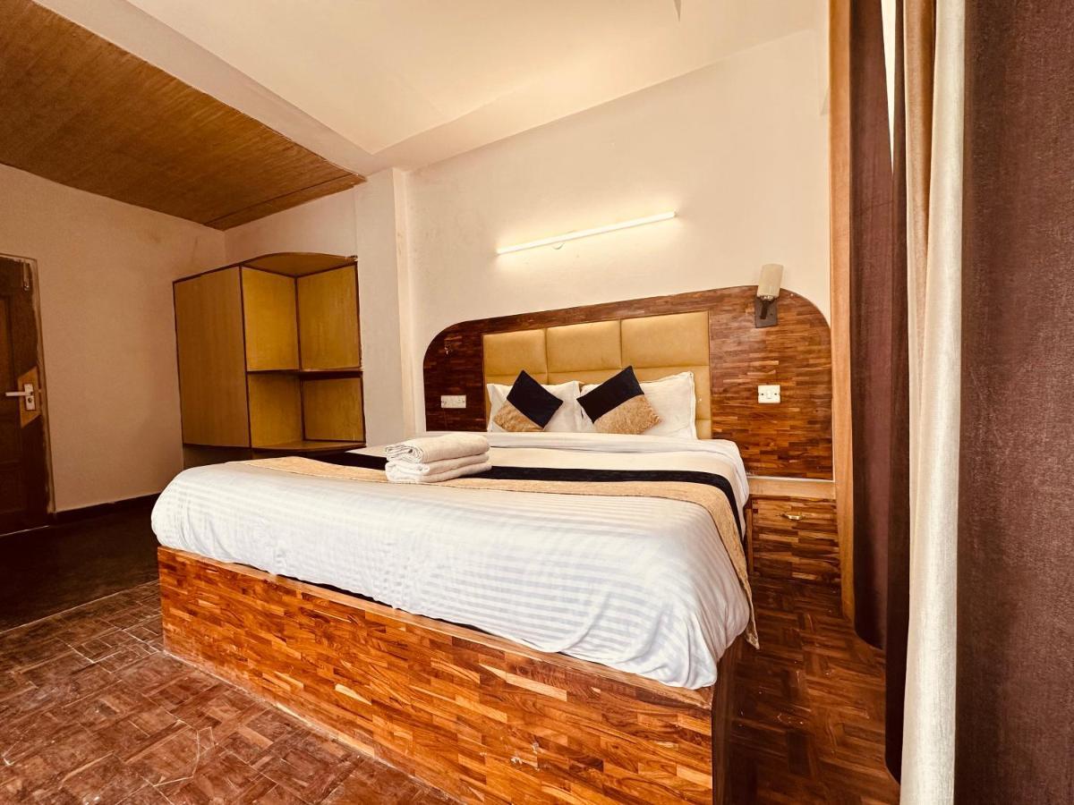 Hotel Grand Kalinga - Near Volvo Bus Stand Manali Екстер'єр фото