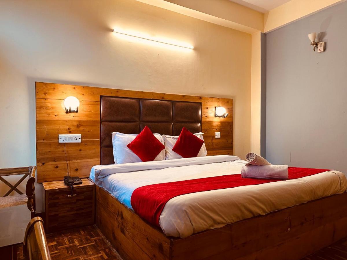 Hotel Grand Kalinga - Near Volvo Bus Stand Manali Екстер'єр фото