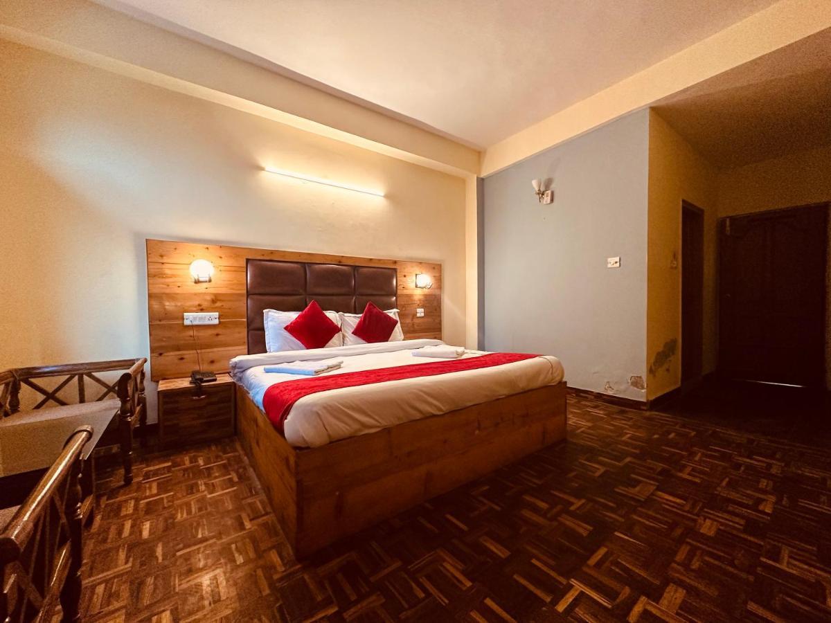 Hotel Grand Kalinga - Near Volvo Bus Stand Manali Екстер'єр фото
