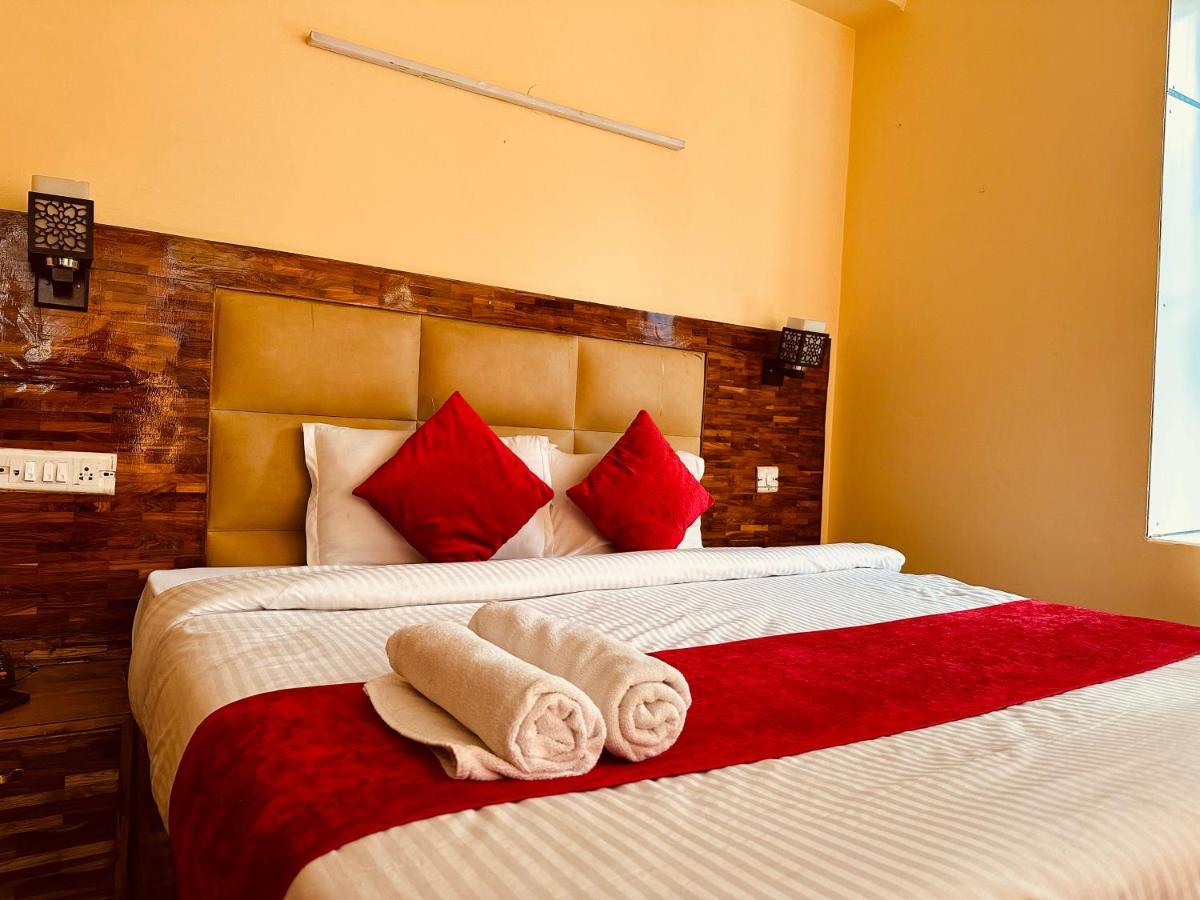 Hotel Grand Kalinga - Near Volvo Bus Stand Manali Екстер'єр фото