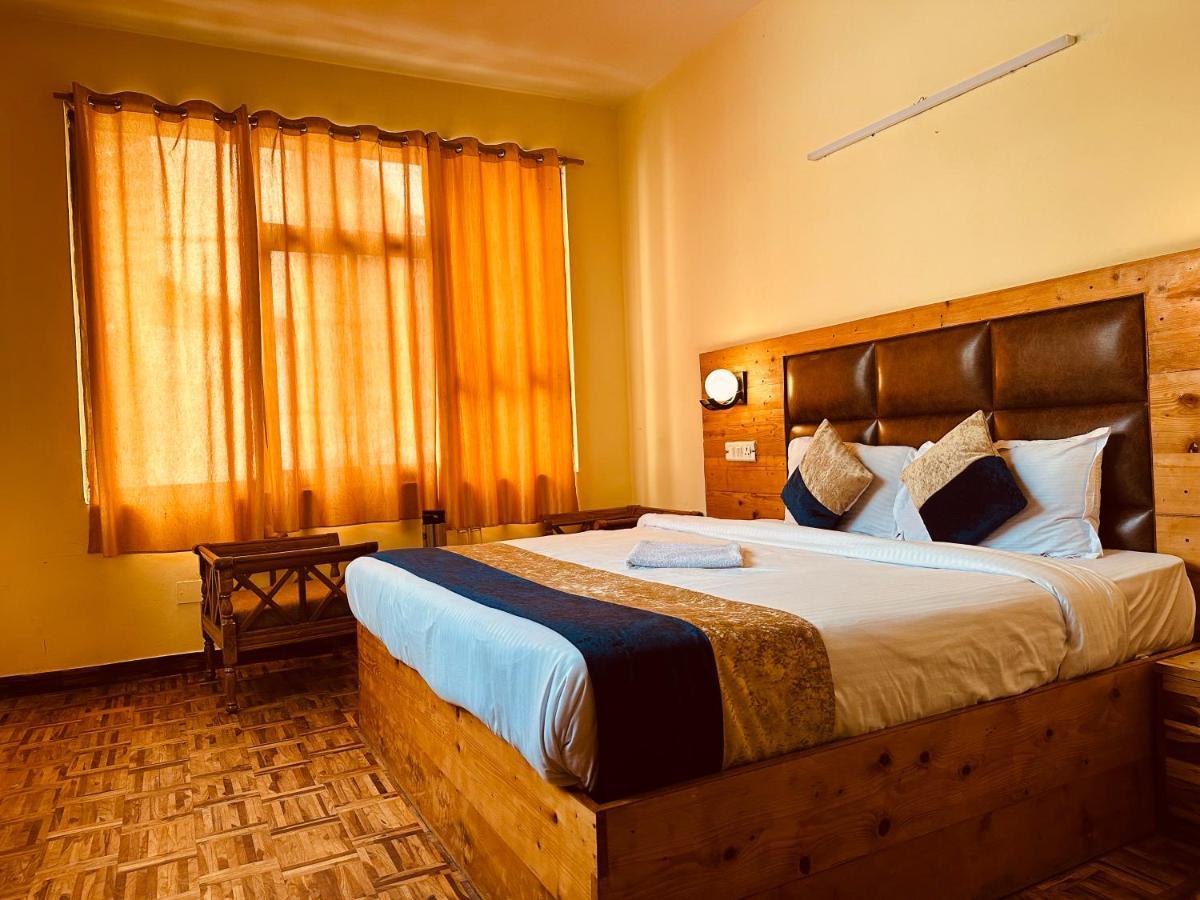 Hotel Grand Kalinga - Near Volvo Bus Stand Manali Екстер'єр фото